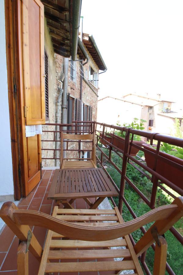 Ferienwohnung Noa'S Balcony Siena Exterior foto